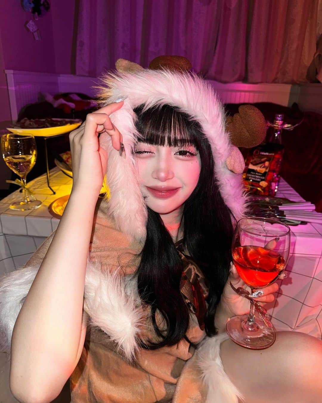 新塘真理さんのインスタグラム写真 - (新塘真理Instagram)「次ブラックサンタする❕❕」12月24日 21時42分 - mari0121_