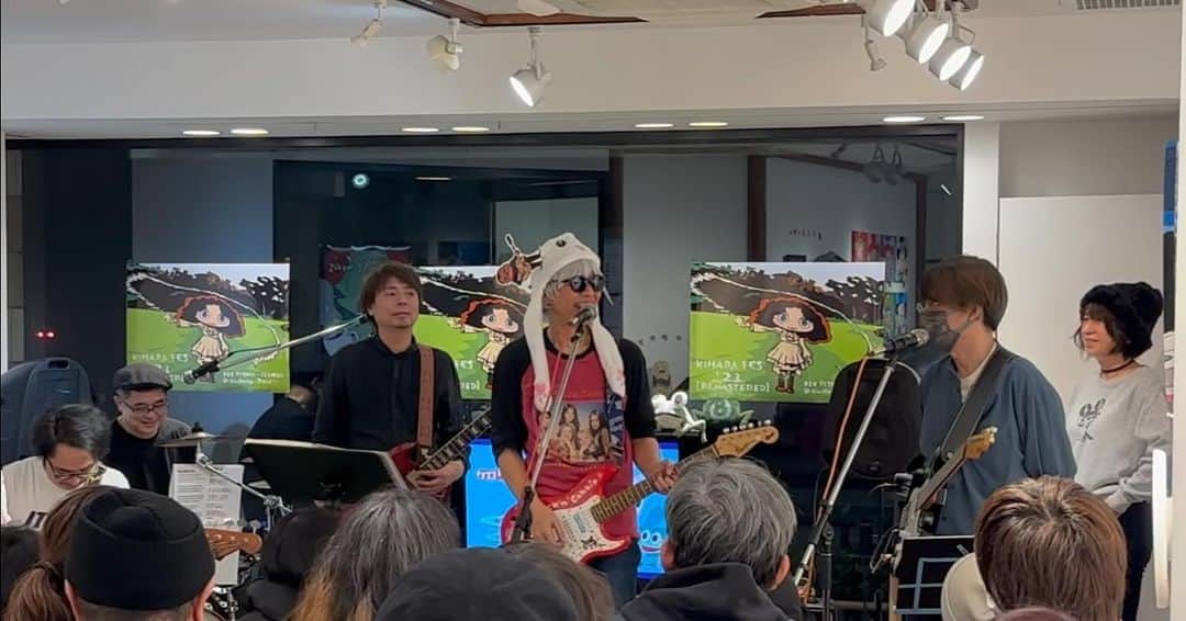 kerokerokingdxのインスタグラム：「通販も無事に終わって #キハラフェス 今年もつつがなく 終了しました！ 遊びに来てくれた皆さん 色々買ってくれた皆さん ゲストで参加してくれた先生方 ミュージシャンの皆さん 創のスタッフの皆さん ありがとうございました♪ 今年もめちゃ楽しかったです！ 来年は9月の予定です〜！ ではまた！」