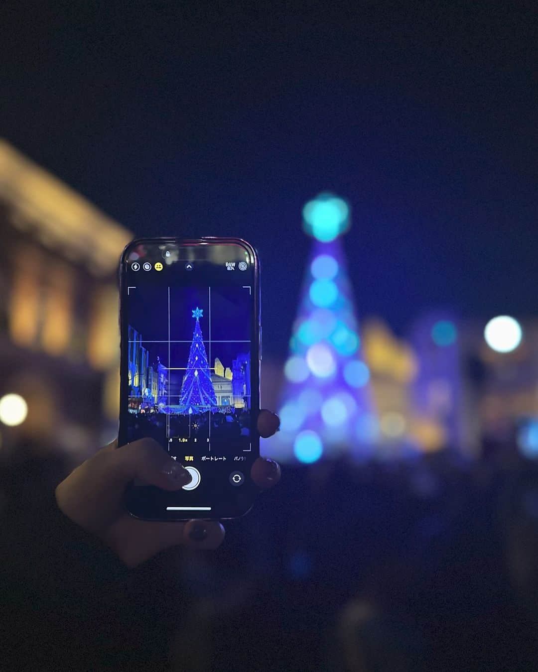 長澤愛さんのインスタグラム写真 - (長澤愛Instagram)「𓂃     Merry  Christmas🎄˖⌖       #クリスマス #christmas #🎄#🎅 #USJ #ユニバ #クリスマスツリー #USJファン」12月25日 23時58分 - mnm_11.7