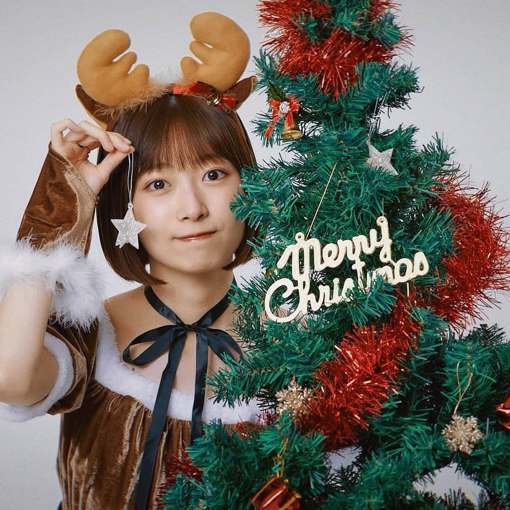 河内美里さんのインスタグラム写真 - (河内美里Instagram)「🎄      はいはい、メリクリメリクリ       .」12月25日 17時21分 - misato_kawauchi