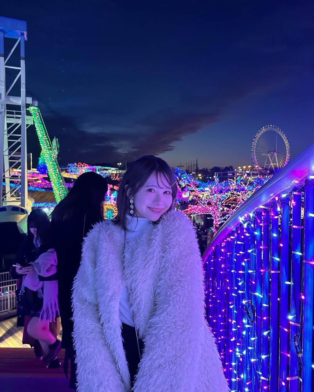 鎌田彩樺さんのインスタグラム写真 - (鎌田彩樺Instagram)「𝓜𝓮𝓻𝓻𝔂 𝓒𝓱𝓻𝓲𝓼𝓽𝓶𝓪𝓼 🎀🤍」12月25日 21時29分 - ayaka_kamata