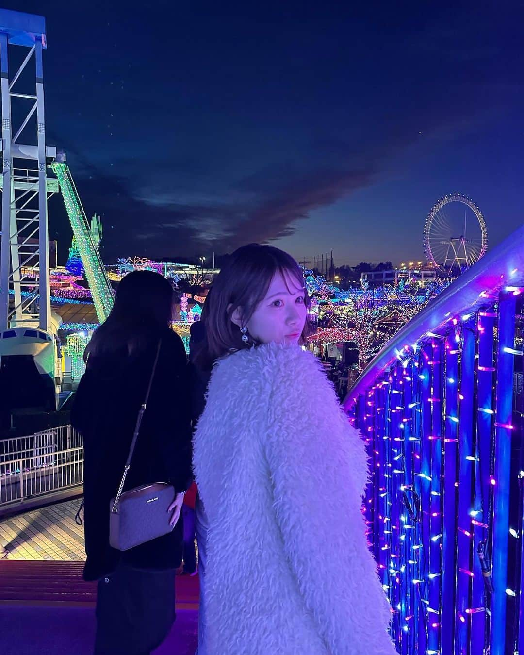 鎌田彩樺さんのインスタグラム写真 - (鎌田彩樺Instagram)「𝓜𝓮𝓻𝓻𝔂 𝓒𝓱𝓻𝓲𝓼𝓽𝓶𝓪𝓼 🎀🤍」12月25日 21時29分 - ayaka_kamata