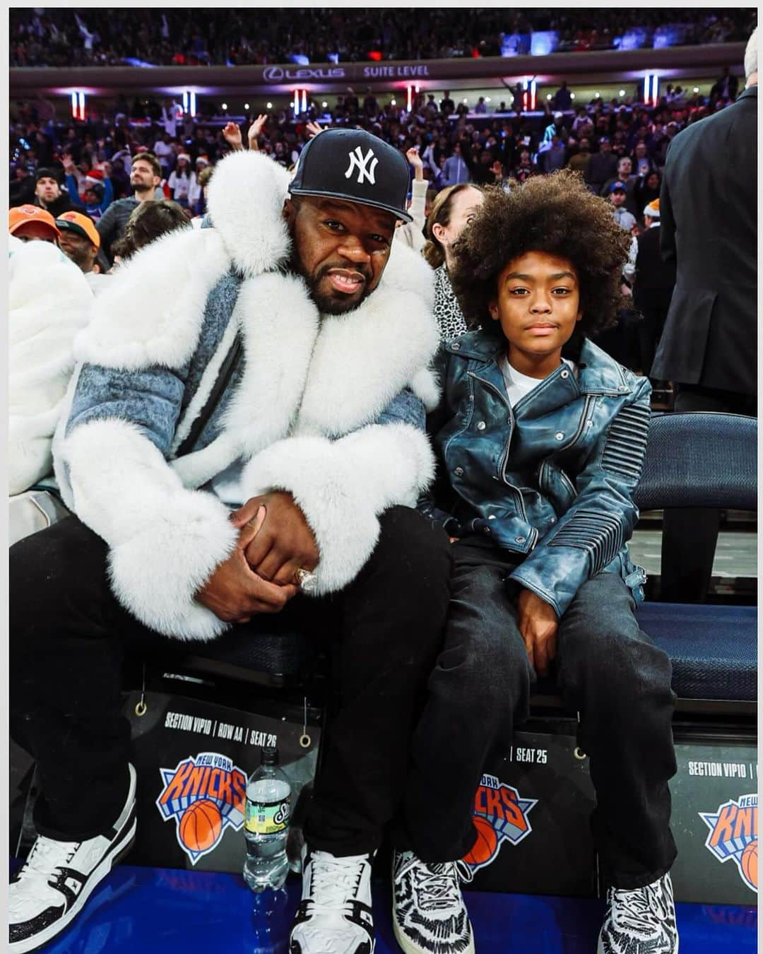 50セントさんのインスタグラム写真 - (50セントInstagram)「NEW YORK KNICKS 🔥pull off the Christmas win 💣BOOM💨 @bransoncognac @lecheminduroi」12月26日 5時11分 - 50cent