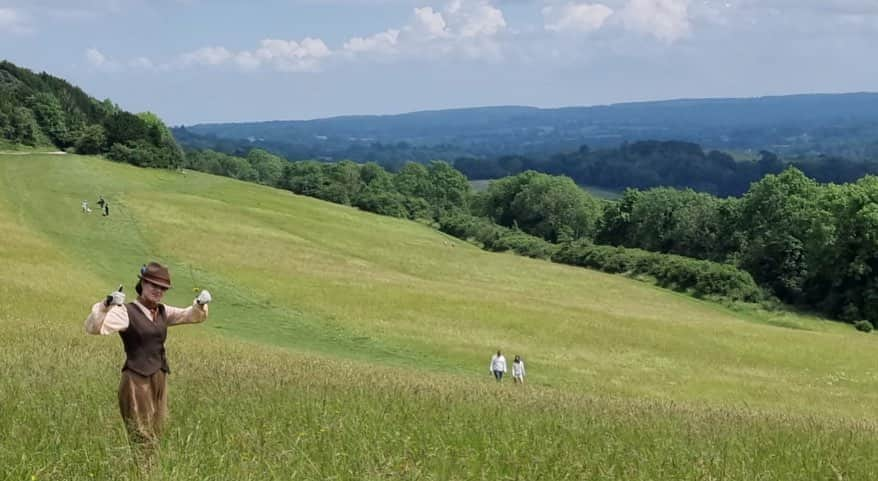 ルーシー・ボイントンさんのインスタグラム写真 - (ルーシー・ボイントンInstagram)「#WhyDidntTheyAskEvans is on ITV3 tonight at 8pm so here are some slices & stunning views from filming ⛳️」12月27日 1時44分 - lucyboynton1