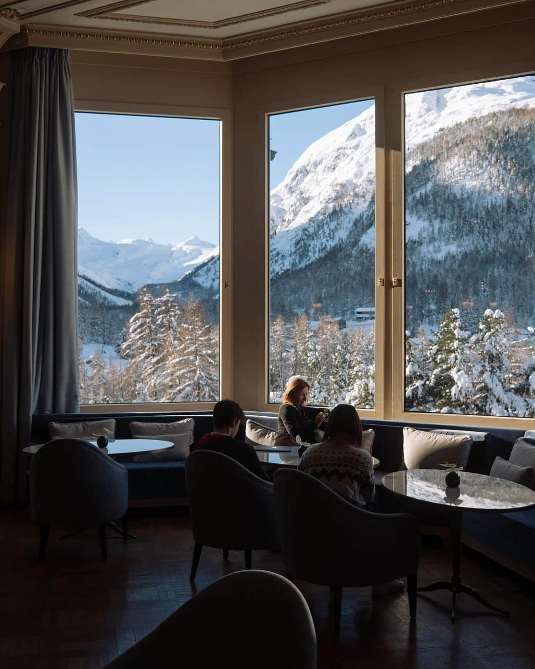 Alex Strohlさんのインスタグラム写真 - (Alex StrohlInstagram)「A couple days at the @kulmhotel  After going to St Moritz for eight summers in a row I finally had the opportunity to come for winter and It was very different. The summer is very peaceful, it feels like an island of calmness in an hectic ocean if you compare it to the Dolomites or Chamonix… The winter felt more like a very select party, where you come to show off your best outfits, ski for a couple hours, and unwind at the spa. Both are fun times, and both seasons should be experienced because it’s unlike anywhere in the Alps.」12月27日 2時11分 - alexstrohl