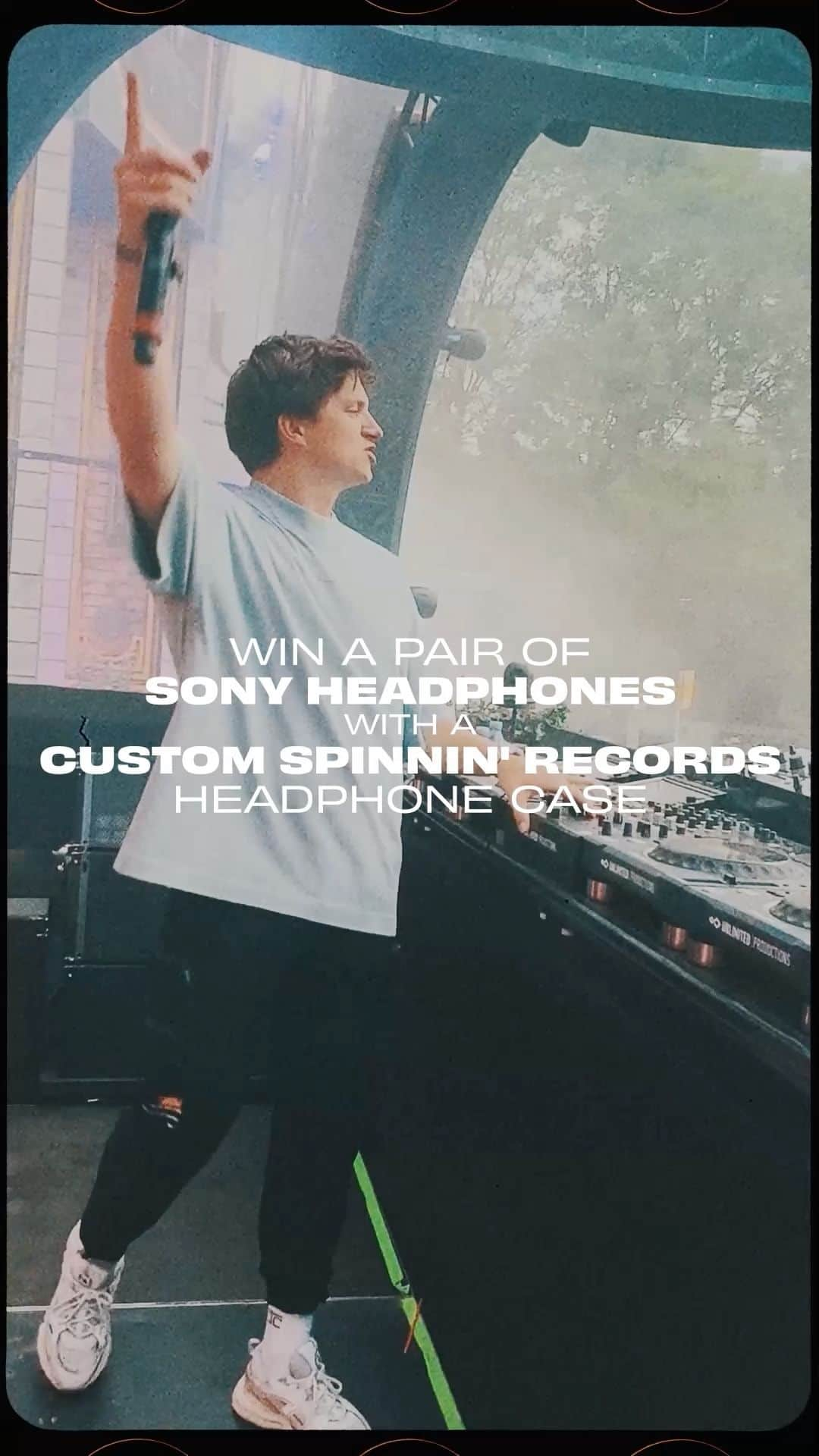 Spinnin' Recordsのインスタグラム：「WIN a pair of headphones with @iamthemarf! 🎧 Get ready to embark on a sonic journey with MARF's new banger 'Headphones' featuring @aronblommusic. All you have to do is save the track to your favourites to enter the giveaway! Contest closes on January the 2nd. Link in bio for more info.」