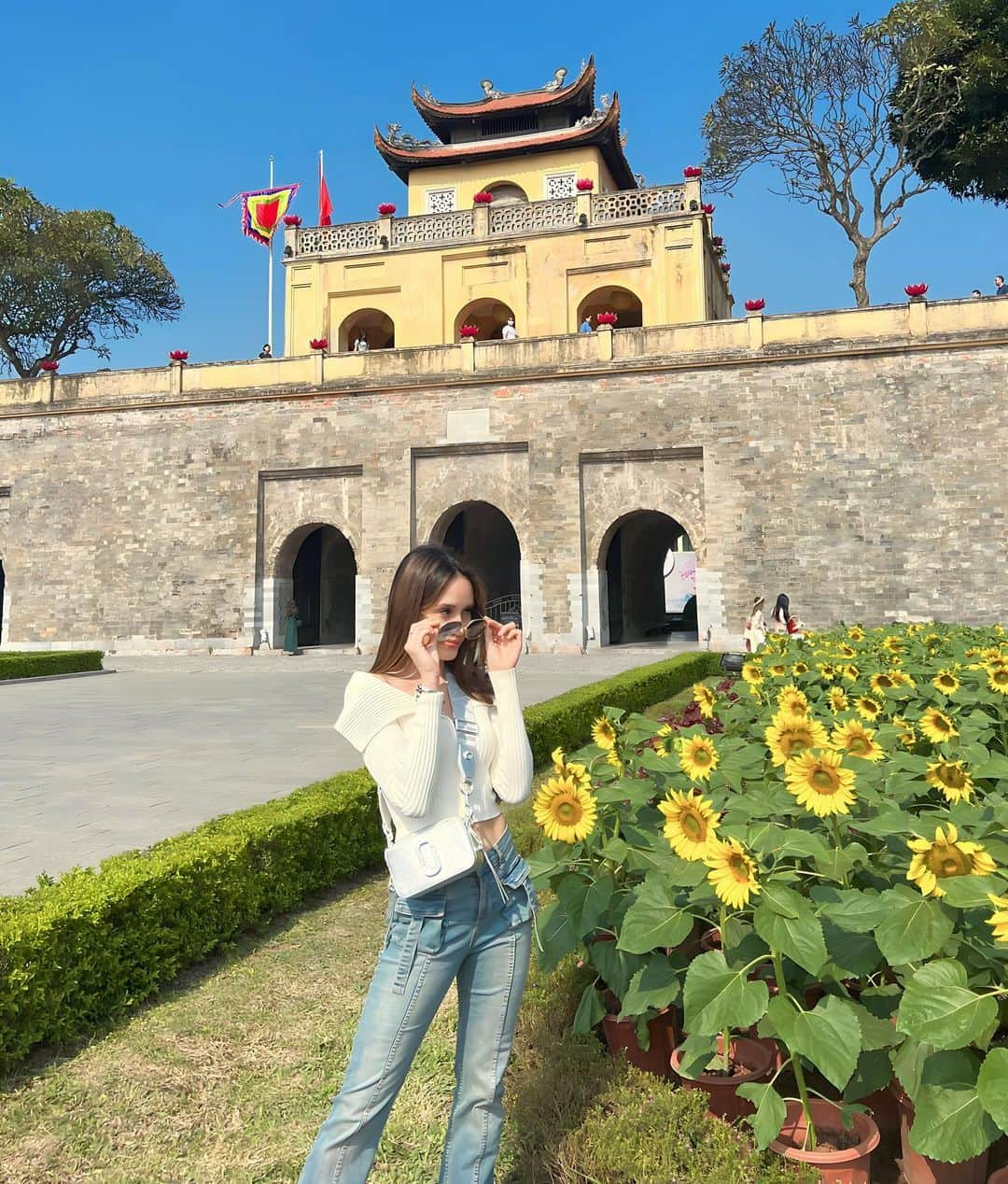 Cinta Lauraさんのインスタグラム写真 - (Cinta LauraInstagram)「Tourist-ing to wrap up the year. 🇻🇳」12月28日 18時21分 - claurakiehl