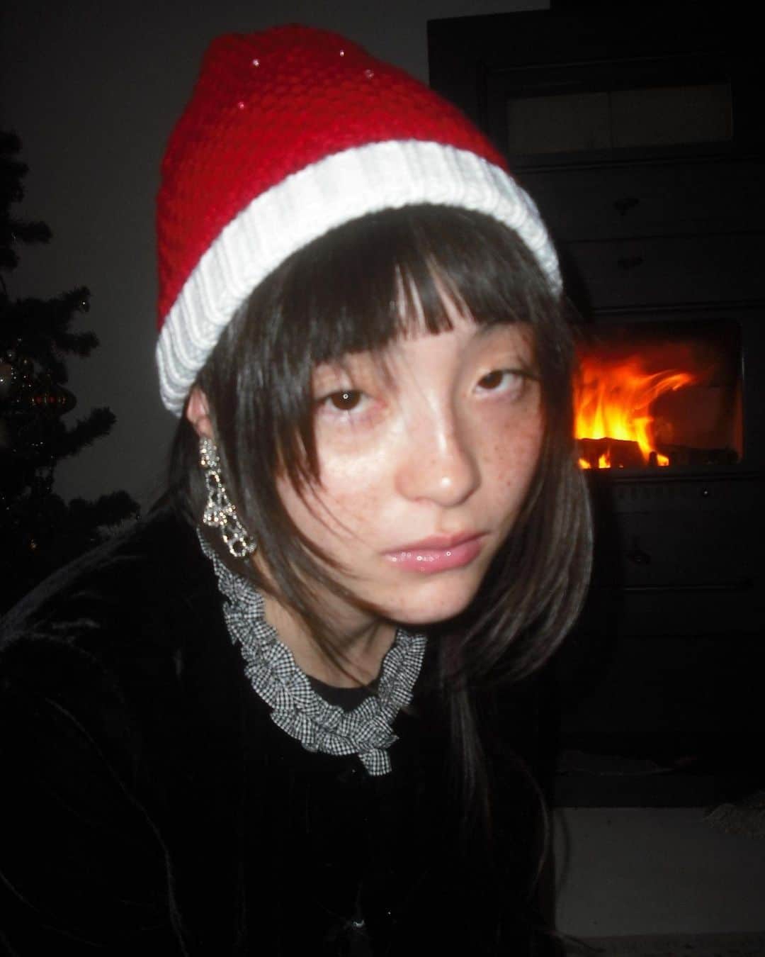 モトーラ世理奈のインスタグラム：「クリスマスあっという間に🎅🏼  新年、 あったかく迎えられますように⛄️」
