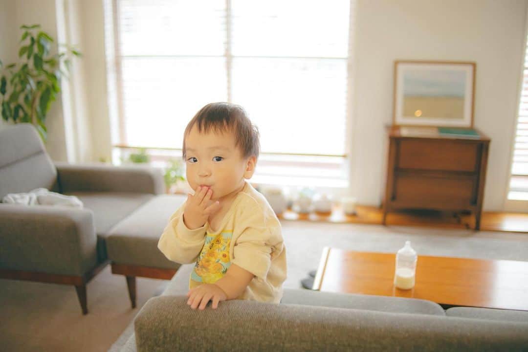 福田瞳さんのインスタグラム写真 - (福田瞳Instagram)「撮影の待ち時間☺︎ ご機嫌なうた坊。 . . みんなに優しくしていただいて感謝しかないです。」12月29日 0時04分 - fukudahitomi610