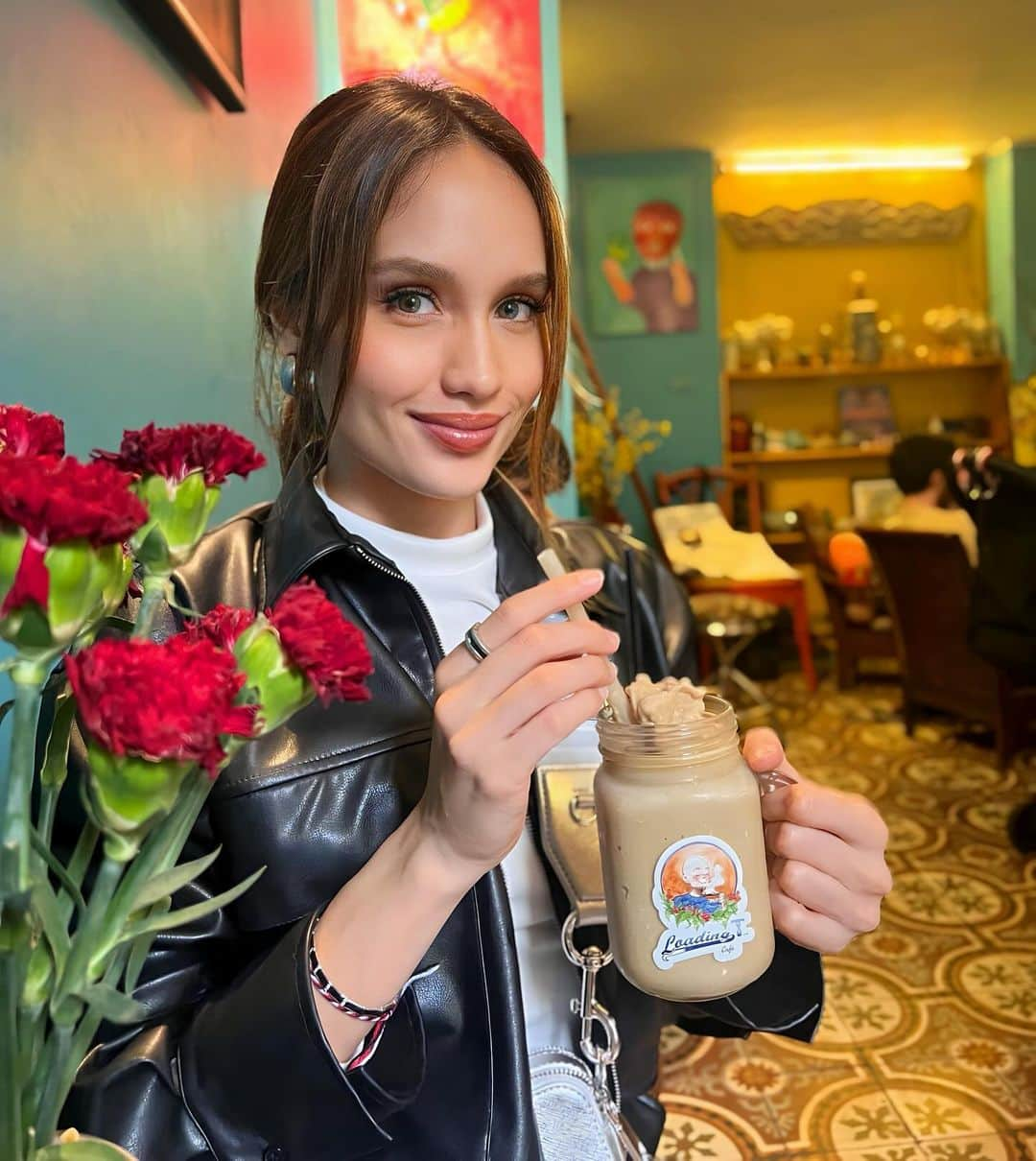 Cinta Lauraのインスタグラム：「🥥 coffee, 🍜 and ✨ in 🇻🇳」