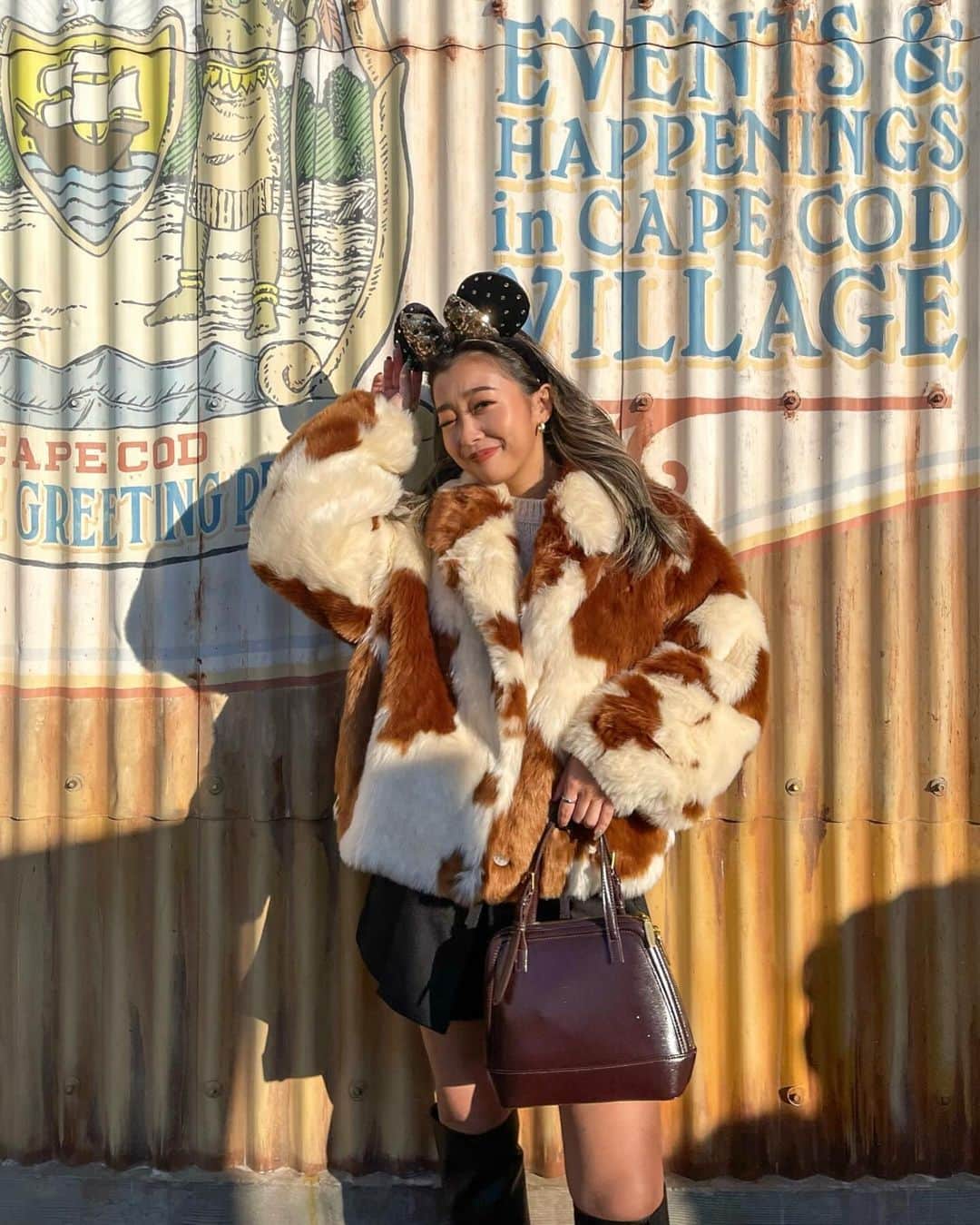 MISAさんのインスタグラム写真 - (MISAInstagram)「天気にも恵まれて久々のディズニー楽しかったぁ🐭💖  #disney#disneysea#tokyodisneysea #ootd#outfits#tb#ディズニー#ディズニーシー」12月30日 21時32分 - summer__lana