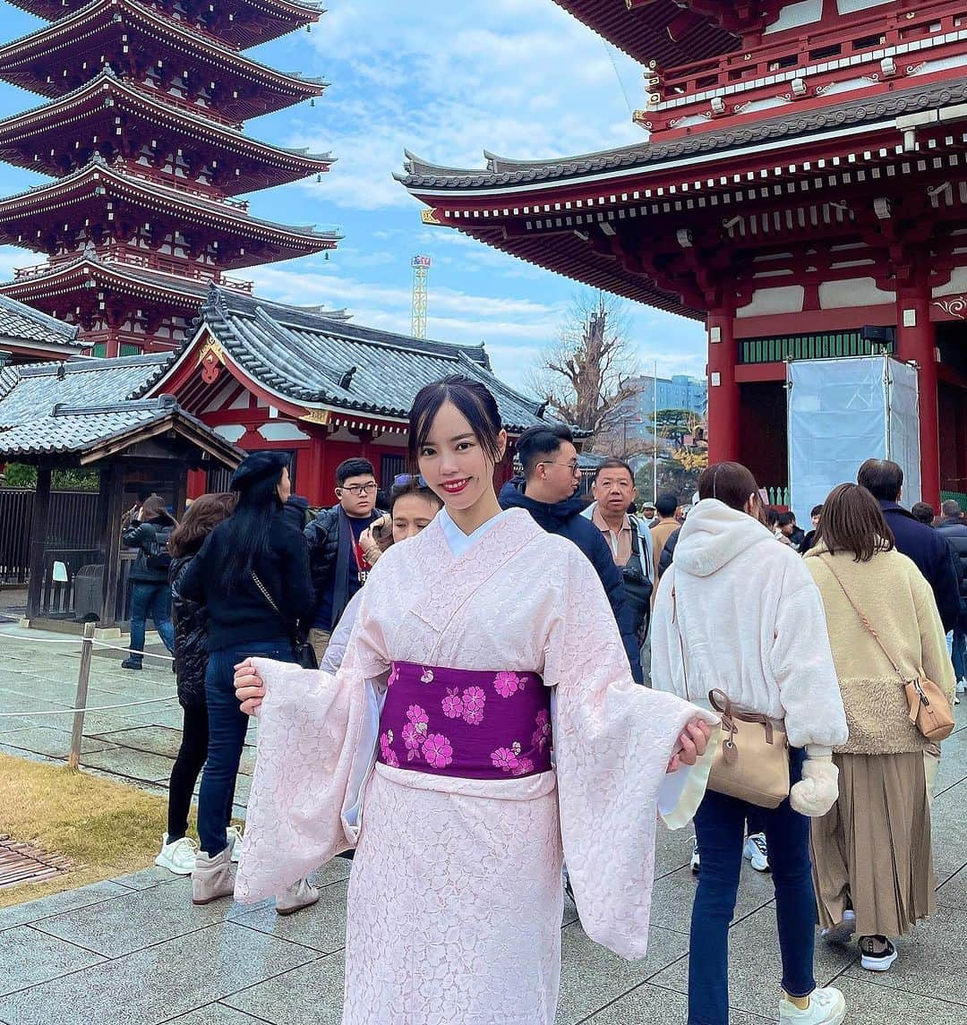 hina2221さんのインスタグラム写真 - (hina2221Instagram)「あけましておめでとうございます⛩🎍🩷 今年もよろしくお願いします✨✨」1月1日 7時00分 - hina22221