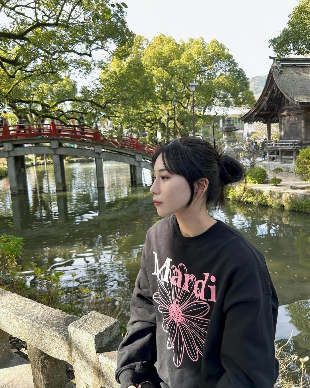 七海あやかさんのインスタグラム写真 - (七海あやかInstagram)「. あけましておめでとうございます🐲 2024年もたくさん働いてたくさん遊んで楽しいことたくさんしたいな🐉 今年は価値観を全て捨てて、またリセットしたいなと。 SNSの更新も頑張りたい(毎年言ってる)」1月1日 14時02分 - aya_tsukishima