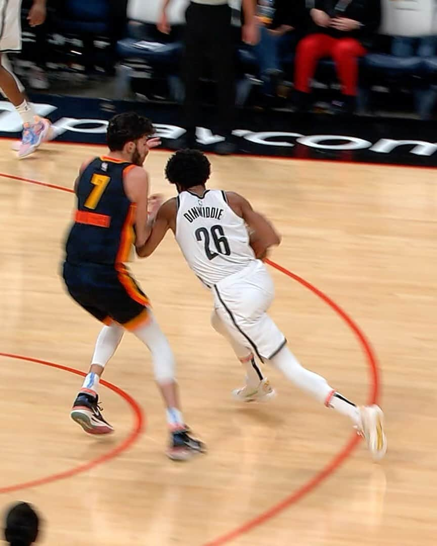 Brooklyn Netsのインスタグラム：「@spencerdinwiddie punches it home off the drive! 💥   <Watch LIVE on the NBA App • link in bio>」