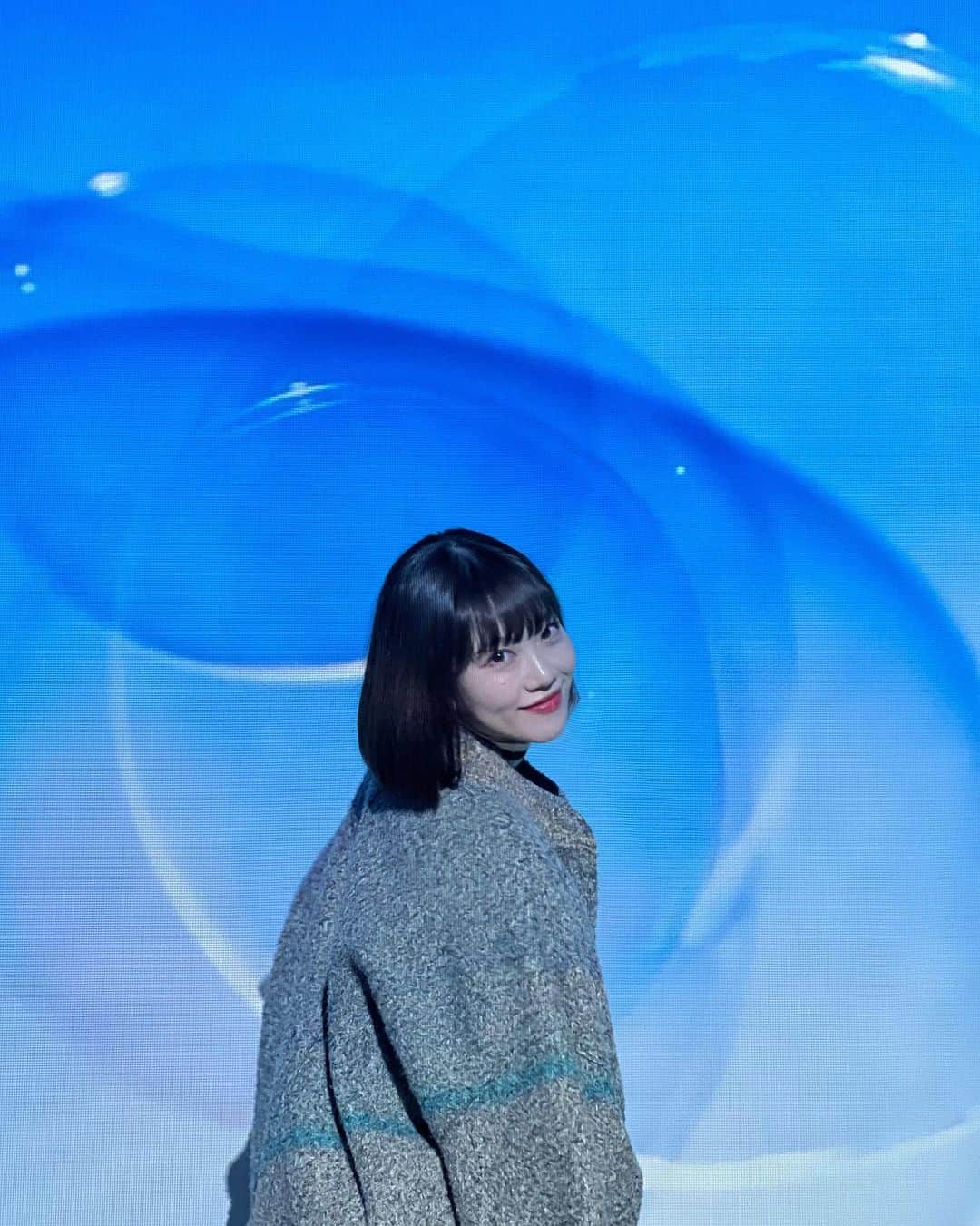 菜々香さんのインスタグラム写真 - (菜々香Instagram)「新年あけましておめでとうございます🐉✨  今年も皆にとって素敵な1年になりますように🫶  今年はたくさん人と関わるお仕事がしたい！  行きたかった行った事のない場所にも行く！  頑張るよおおお✨❤️  今年も皆さんよろしくお願いします🫶  @ninagawamika  #happynewyear2024 #菜々香 #蜷川実花展eim#tokyonode#mikaninagawa#蜷川実花」1月1日 19時34分 - 7.na_na_ka