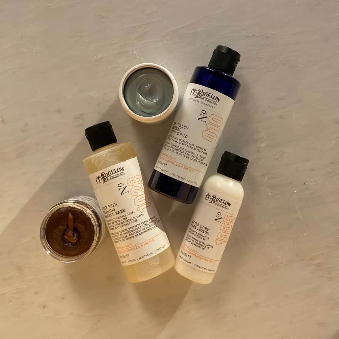 C.O. Bigelowさんのインスタグラム写真 - (C.O. BigelowInstagram)「Start the new year with a fresh glow! ✨ Treat yourself to a 🆕 skincare routine with our Deluxe Face Care Set for Normal to Dry skin or the Ultimate Face Care Set for Normal to Oily skin. Here's to a radiant and rejuvenated you in 2024! 💫」1月2日 3時01分 - cobigelow