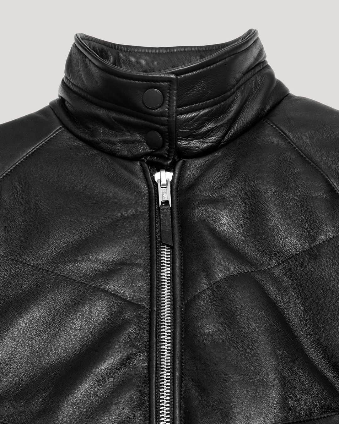 ユーマストクリエイトさんのインスタグラム写真 - (ユーマストクリエイトInstagram)「Leather puffer Kool Herc jacket with detachable sheepskin collar, chevron stitch detailing and Ecodown® wadding made from recycled plastic bottles.」1月5日 23時16分 - ymclondon