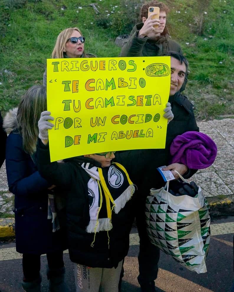 ビジャレアルCFさんのインスタグラム写真 - (ビジャレアルCFInstagram)「¡Gracias por el cariño, Salamanca 💛!」1月8日 1時34分 - villarrealcf