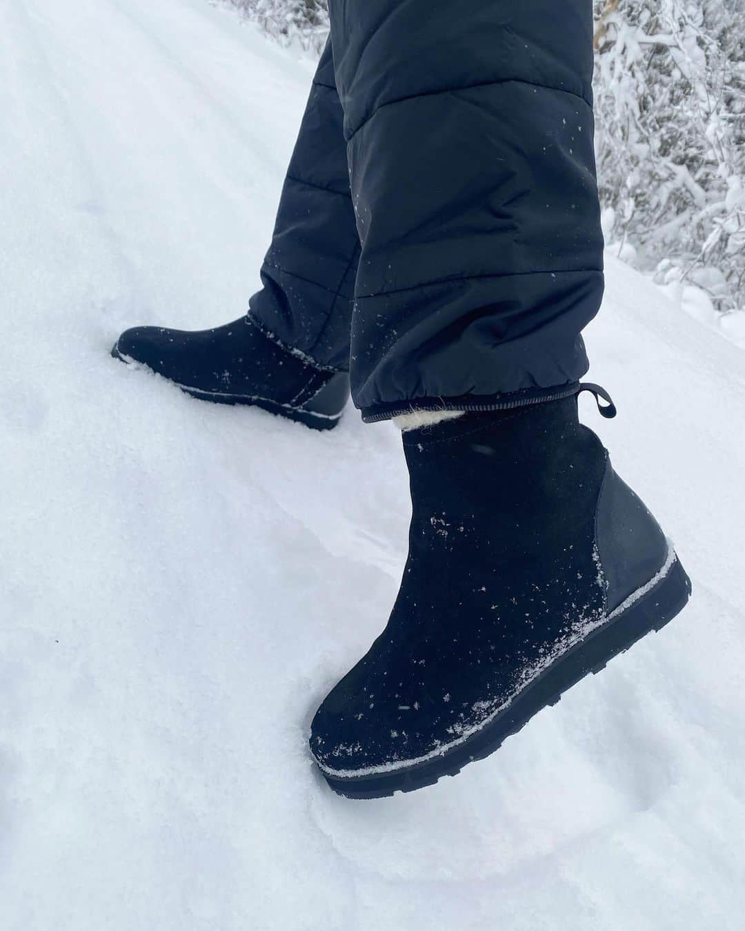 テーリポルキのインスタグラム：「The Best of Boots ❄️❄️❄️  #winterboots #shoes #boots #terhipölkki」