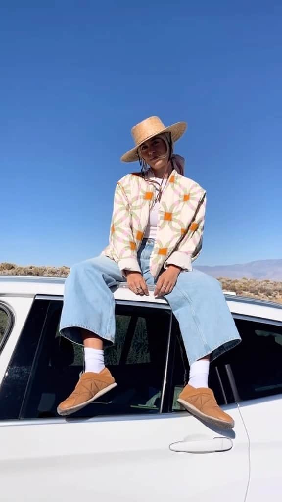 Tevaのインスタグラム：「The perfect shoe quiver to take on the 395. Buckle up, friends! ✌️」