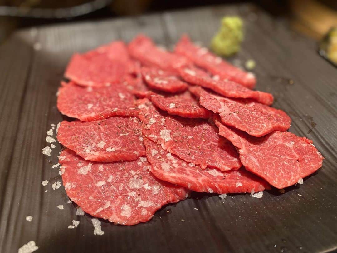 大沢文也さんのインスタグラム写真 - (大沢文也Instagram)「昨日は応援していただいてる方々と新年会！ メチャクチャ美味しい焼肉屋さんに連れてってもらいました(^O^) 大満足です😆❗️  ともきさん、せとさん、いぬさん、ありがとうございました😊 凄い楽しい時間！ ご馳走様でした😋❗️  #焼肉 #yakiniku #タン塩 #ハラミ #赤身肉 #🥩」1月19日 15時08分 - fumifumi_k1
