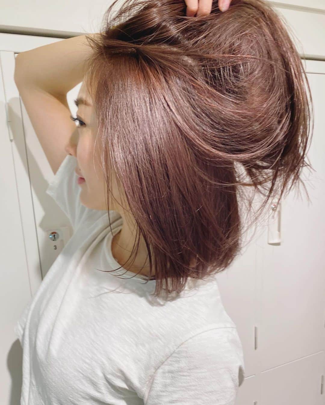 松岡李那さんのインスタグラム写真 - (松岡李那Instagram)「Hair color Changed ❤️❤️❤️ Thank you @evoke_kusanagi  いっぱい写真撮ってくれたからいっぱい載せよっと☺️❗️ ・ #プリンセスケアトリートメント  #haircolor #cut #treatment #recommended」6月3日 19時38分 - linahxoxo