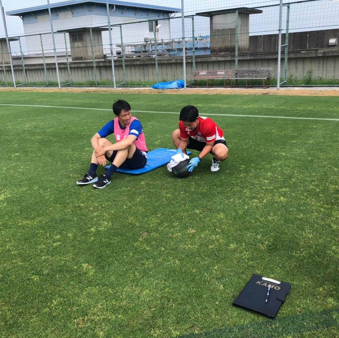 竹重安希彦さんのインスタグラム写真 - (竹重安希彦Instagram)「トレーニング再開しました！ 改めてサッカーができることに、 色々な人の協力に感謝！ リーグ戦再開まで1ヶ月、 最高の準備を！ ♯横浜FC ♯yokohamafc ♯トレーニング再開 ♯感染予防 ♯徹底 ♯色々な人に ♯感謝 ♯コロナに負けるな」6月3日 21時08分 - akihikotakeshige125