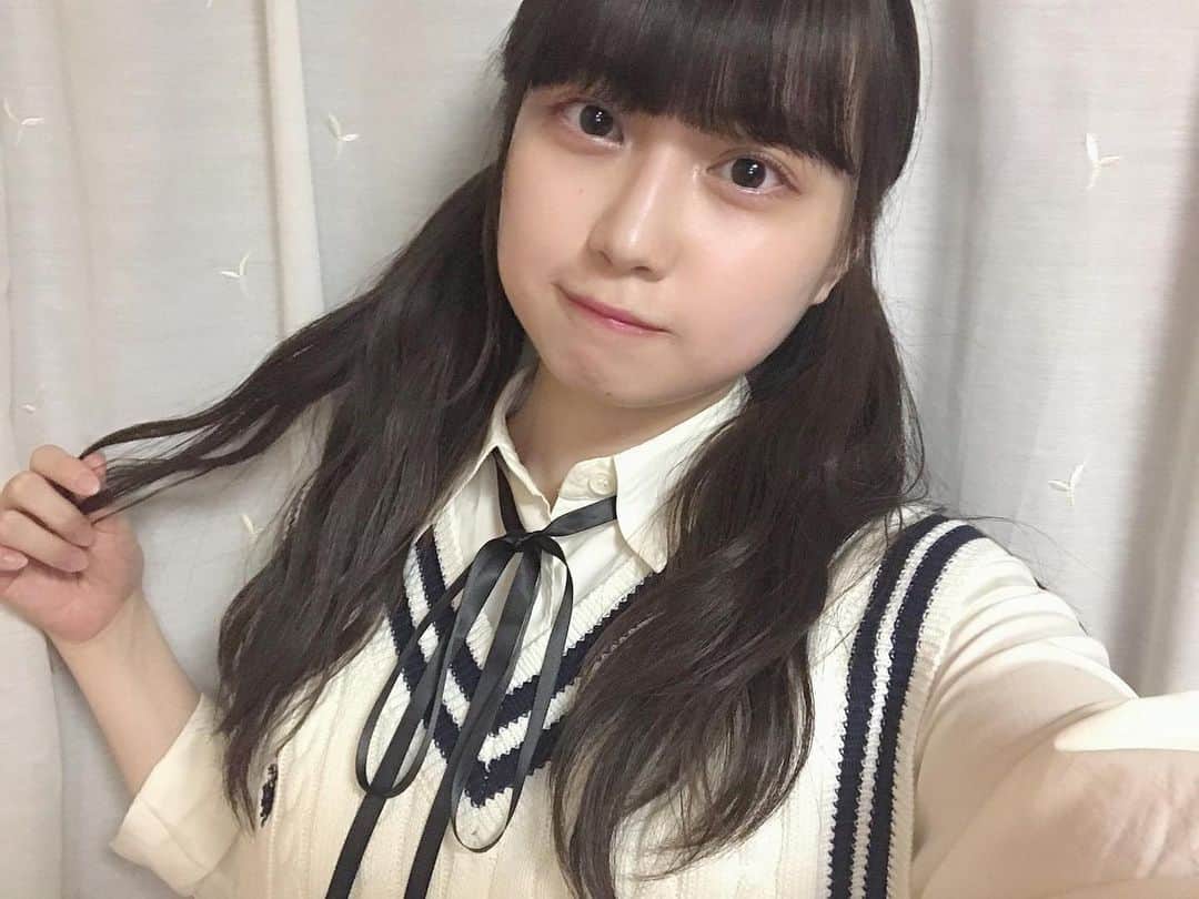 山田杏華のインスタグラム：「﻿ 制服風👧﻿ ﻿ #制服風」