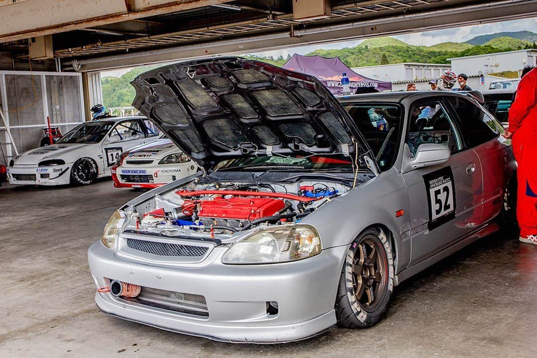 mistbahnさんのインスタグラム写真 - (mistbahnInstagram)「_ STEP UP Honda EK9 CIVIC Type  R _ _ Shot on May-24 2020 "HONDA VTEC ONE MAKE RACE 2020 Rd.2" organized by @zerofighterautocustom at Okayama International Circuit _ owner: HN Unknown photo: @mistbahn _ _ JP) 2020年5月24日 岡山国際サーキット、ゼロファイターさん主催「HONDA VTEC ONE MAKE RACE 2020 Rd.2」。 _ _ #hondavteconemakerace #ホンダvtecワンメイクレース #zerofighterautocustom #okayamainternationalcircuit #岡山国際サーキット #stepup #honda #civic #hondacivic #ホンダシビック #シビック #ek9 #ek #ekcivic #ek4 #osakajdm #kanjo #kanjostyle #kanjoracer #kanjozoku #timeattack #timeattackjapan #bseries #b18 #b18c #b16 #b16a #hondasontrack #rays #te37」6月3日 21時16分 - mistbahn