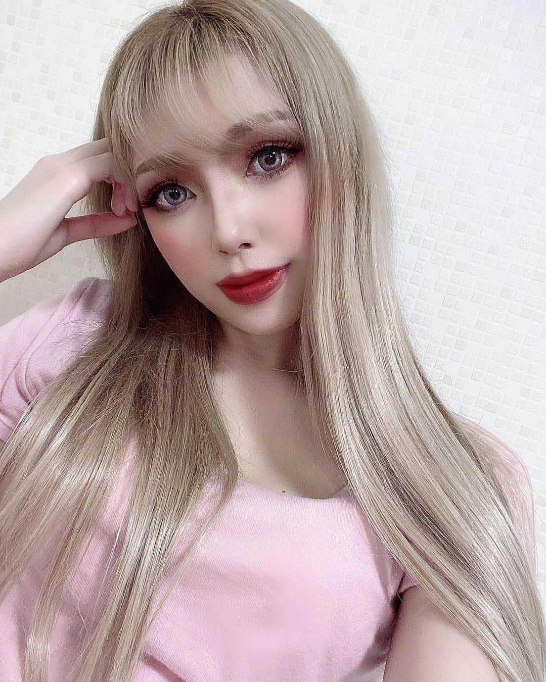 yui kimuraのインスタグラム：「エクステ👩🏼‍🦱2ヵ月ぶり🔫🧠💕💕💕」