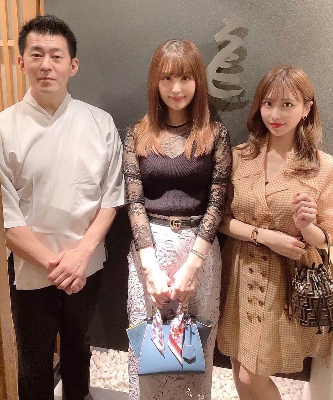 伴かなみのグルメインスタ