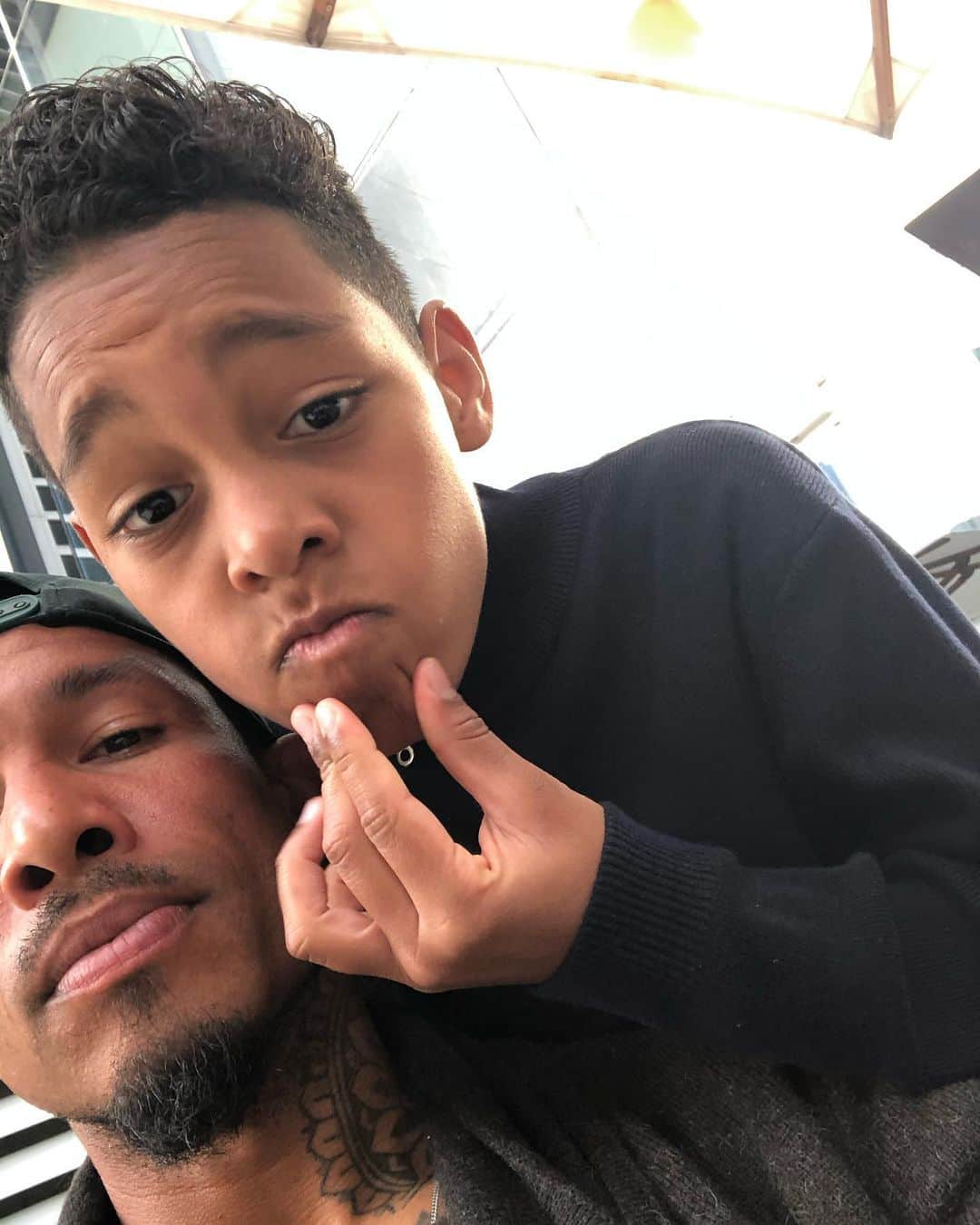 ナイジェル・デ・ヨングのインスタグラム：「“To my son, I want you to believe you are capable of anything you put your mind to. You will never lose, either you win or learn”  Happy 11th birthday to this little boss man!! Always got your back 🎊🖤 -  3/6/2020 -  #UnconditionalLove」