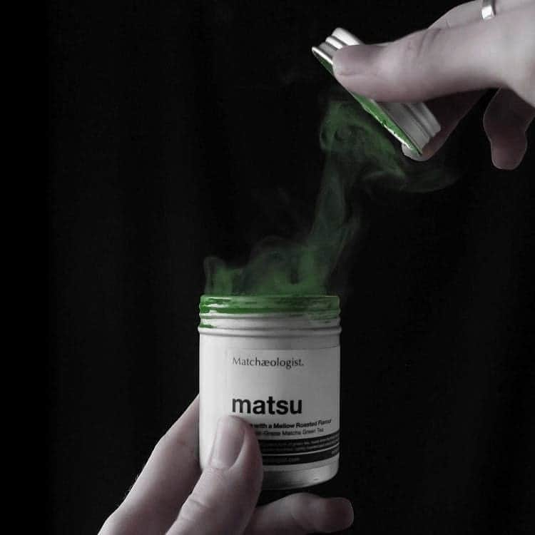 Matchæologist®さんのインスタグラム写真 - (Matchæologist®Instagram)「😍 We are in love with this stunning shot of our Signature Matsu™ Ceremonial Matcha perfectly captured by @ttom.g | @matchaeologist_jp! 🌿 Have you tried it yet? Let us know in the comments below! 👇 . 🙌 Our Matsu™ Matcha grade is one of the most popular matcha grades in our range. It’s artisan-roasted to produce a rich, creamy body and smooth mouthfeel not unlike a perfectly brewed espresso. ☕️ . DID YOU KNOW?: 🍃 Matsu (松) means a ‘pine tree’ in Japanese. The name Matsu was bestowed upon this matcha grade given that it boasts the deepest shade of green reminiscent of the Japanese pine trees. 🌲 . If you’re looking for a matcha grade ideal for preparing matcha tea in a traditional way (brewed in 70ºC filtered water 🌡) — our Matsu™ grade is highly recommended! It is also perfect for cold-brew matcha and matcha over ice! . 👉Click the link in our bio @Matchaeologist . Matchæologist® #Matchaeologist Matchaeologist.com」6月4日 0時25分 - matchaeologist