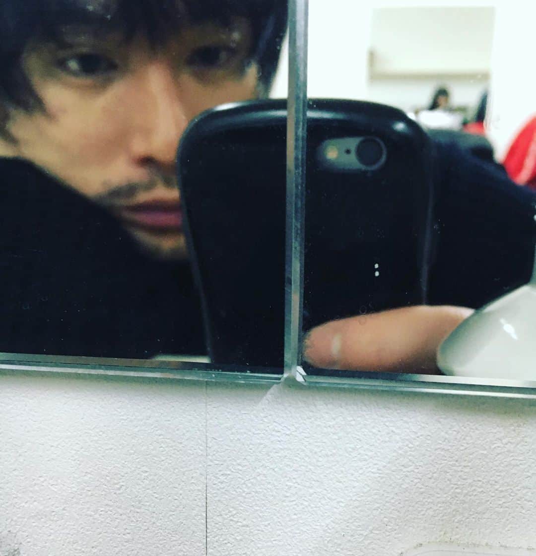 安達健太郎のインスタグラム：「note noteにて、コント台本などを載せています。 良かったら覗いてみてください。  #note #コント #お笑い #芸人 #安達健太郎」