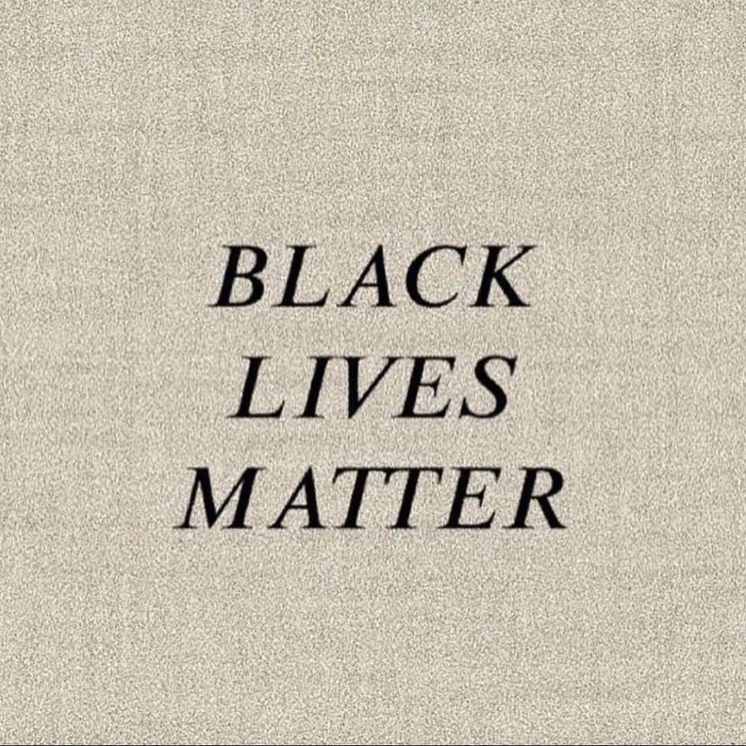 Camden Scottのインスタグラム：「I haven’t found the right words to say but there’s no point in waiting until I do. To all my white followers, please take time to recognize and understand the privilege your skin color has given you. Never once have I had to fear for my life due to the color of my skin. This is not to say you have not struggled but your skin color has not caused that struggle and if you do not see a problem with this than YOU are the problem. All lives cannot matter until BLACK LIVES MATTER. It is not our black friends job to educate us and tell us how to fix this disgusting system and world. It is time to stand up and truly be an ally beyond posts and retweets. It is not enough to be ‘not racist’ we must be ANTIRACIST.  Link in bio to donate #blacklivesmatter」