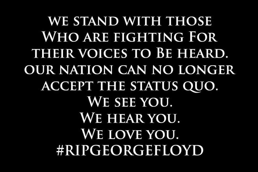 アンディー・ビアーザックのインスタグラム：「#blacklivesmatter」
