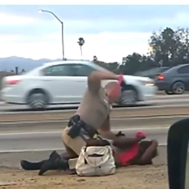 ティモシー・サイクスのインスタグラム：「⚠️WARNING: GRAPHIC IMAGES⚠️ Repost from @karmagawa The killing of George Floyd is not the only instance where police have used excessive force so we must talk about this urgent issue much more before anyone else gets injured or killed! Swipe through these videos and share whichever one, or ones, you find most powerful with your followers and tag people, celebrities and influencers in the comments here so they can watch and share these videos with their own followers too — and also leave a comment below with your thoughts on this as we must all work together to spread massive awareness about this often-overlooked crisis and not only get #justiceforgeorgefloyd because #blacklivesmatter but also find ways to #endpolicebrutality once and for all because #alllivesmatter too and VIOLENCE IS NEVER THE ANSWER! #icantbreathe #stoptheviolence #justiceforfloyd #karmagawa」