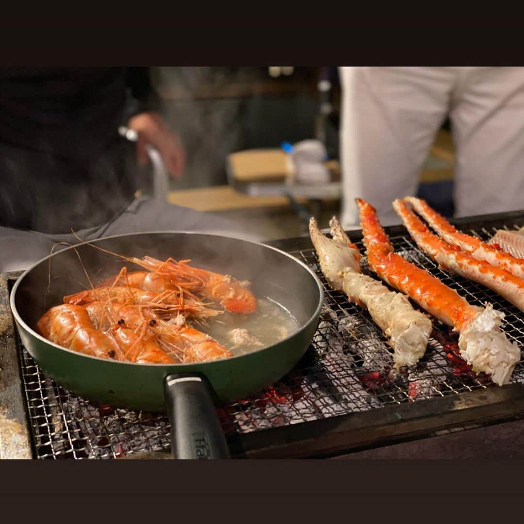 横田真一のインスタグラム：「バーベキューまいう このハンバーグA5のB級味付け😂旨すぎる😂」