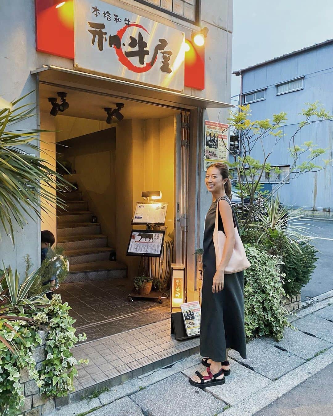 中川珠里さんのインスタグラム写真 - (中川珠里Instagram)「.﻿ ひさしぶりの和牛屋へ。﻿ やっぱり楽しく美味しい時間って﻿ 有り難いな〜😌😌❤️﻿ ﻿ と改めて。﻿ ﻿ #おやすみなさい #和牛屋」5月30日 23時40分 - juri1104