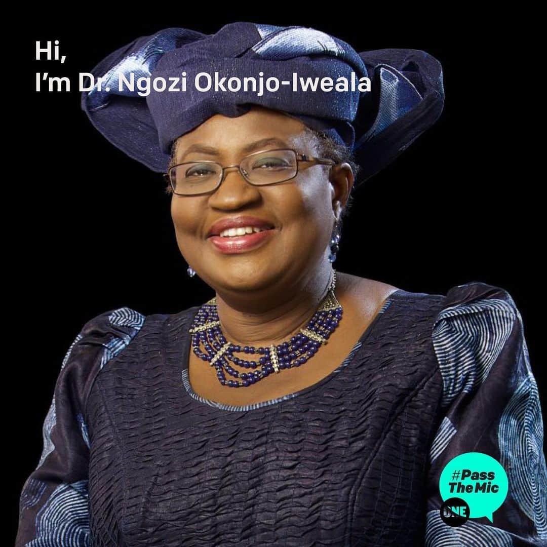 ダナイ・グリラさんのインスタグラム写真 - (ダナイ・グリラInstagram)「Thank you Danai. It’s wonderful to connect with you and your community.  I’m Dr. Ngozi Okonjo-Iweala, chair of Gavi, The Vaccine Alliance Board and former finance minister for Nigeria.  The #COVID19 pandemic has woken the world to our interconnectedness. Even if you’re in a country with strong health systems and available testing, someone around the world may board a flight to do business or visit family unaware that he or she has the virus. Before you know it, it’s in your country.  That is why we have to act as one, because no one in the world is safe until all of us are safe. To join the global response to COVID-19, demand action at @ONE.  #PassTheMic #ONEworld」5月31日 0時09分 - danaigurira