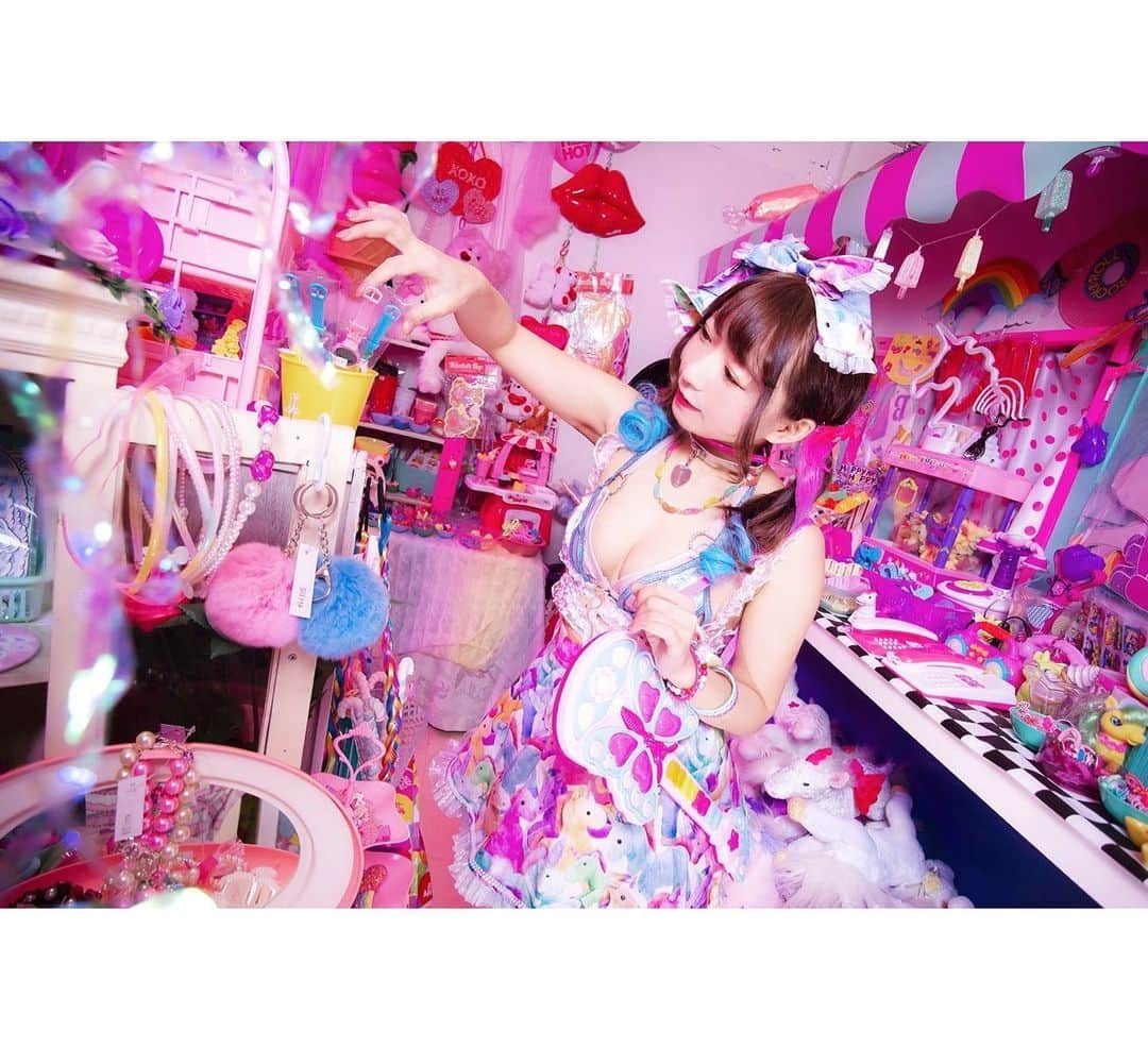 小日向みのりのインスタグラム：「来世はユニコーンと友達になりたい  #costume #cosplay #コスプレ #コスプレイヤー #selfie #ゆめかわいい  #americanstyle  #gravure #japanesemodel #photograph #picture #portrait #tokyo #instagood #tokyofashion #snap #model #gallery #ポートレート #portraitphotgraphy #写真好きな人と繋がりたい #グラビア #unicorn #グラビアアイドル #作品撮り #japan_of_insta #Japanesegirl #followme」