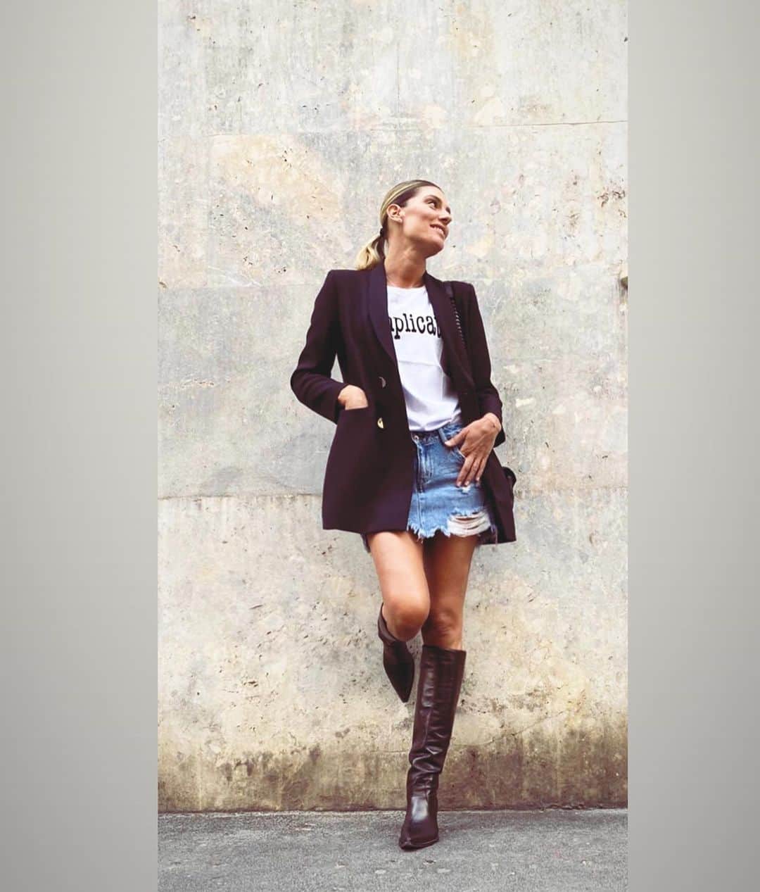 フランチェスカ・ピッチニーニのインスタグラム：「Everyone is a little bit complicated 😈 #streetpose #street #mystyle #cute #complicated #sweet #party #night」
