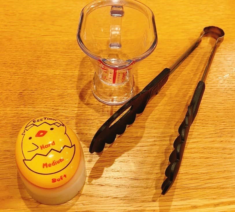 佐藤千晶のインスタグラム：「バイラブログ更新しました❣️ 今回は「買ってよかった！料理に役立つ100均グッズ」です。プロフィールから飛べますー😊  #100円ショップ大好き😍 #100均  #料理 #料理グッズ #BAILA #バイラ #バイラーズ #ブログ #佐藤千晶」