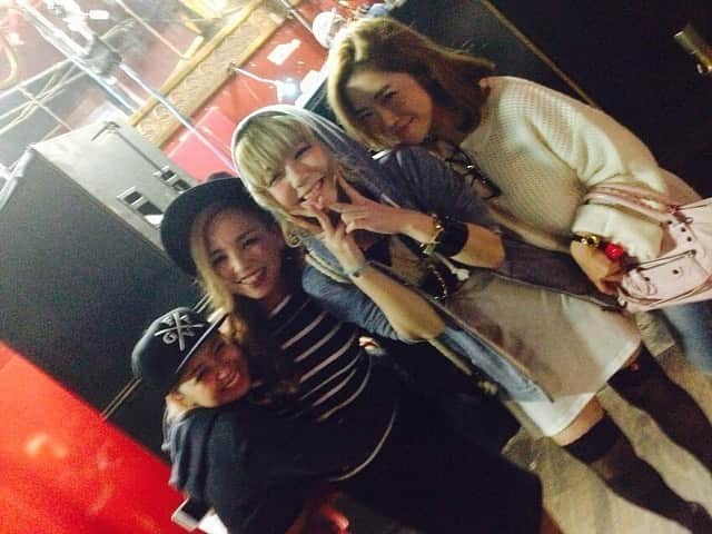 宏実さんのインスタグラム写真 - (宏実Instagram)「#thanks_vuenos たくさんの奇跡をありがとう。たくさんの夢を叶えてくれてありがとう。今夜19時よりYouTubeにてオンラインフェス❗️是非ご覧ください。  #thanks_VUENOS ON LINE FES - J-R&B NIGHT -  日本のR&Bを盛り上げてきたアーティストが続々と登場！一夜限りのSPプログラム。 ○日程：2020.5.31(sun) ○時間：19:00～ ○配信：YouTubeライブ（ https://www.youtube.com/c/VUENOSTOKYO ） 【出演】 AI ECO INA AISHA BananaLemon CIMBA Full Of Harmony HI-D 宏実 伊藤勇樹 from FREAK JASMINE JAY’ED KIRA kyte 草川瞬 LEO Lil’Fang from FAKY LL BROTHERS Lugz&Jera MAY’S Mhiro MIRAI 菜々香 真之介 スズキ SWEEP TSUYOSHI 當山みれい Ymagik (A to Z) 【MC】 ケンイチ（JBS）」5月31日 16時03分 - hiromisrainbow