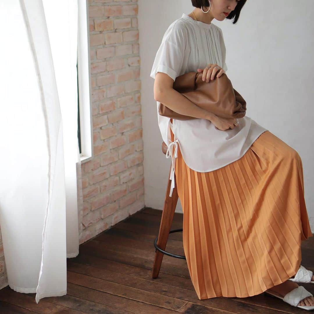 美生のインスタグラム：「5月最終日。﻿ ﻿ 娘たちとstay homeな日々も﻿ 家族の協力があって﻿ 乗り越えられました。﻿ 今思えば愛おしい瞬間もたくさん。﻿ ﻿ 来月は次女の誕生日に﻿ 両家じいじのお誕生日に﻿ 入園式に﻿ POPUPに…﻿ ﻿ ﻿ 体調を整え﻿ できることを全力で頑張りたいです✨﻿ ﻿ ﻿ ﻿ ﻿ ﻿ ﻿」