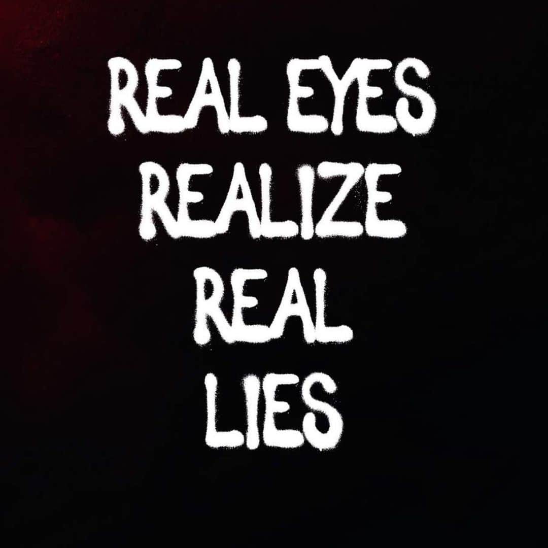 レイ・アレンのインスタグラム：「Get your real eyes on! It’s time! #👀👁 #realize」