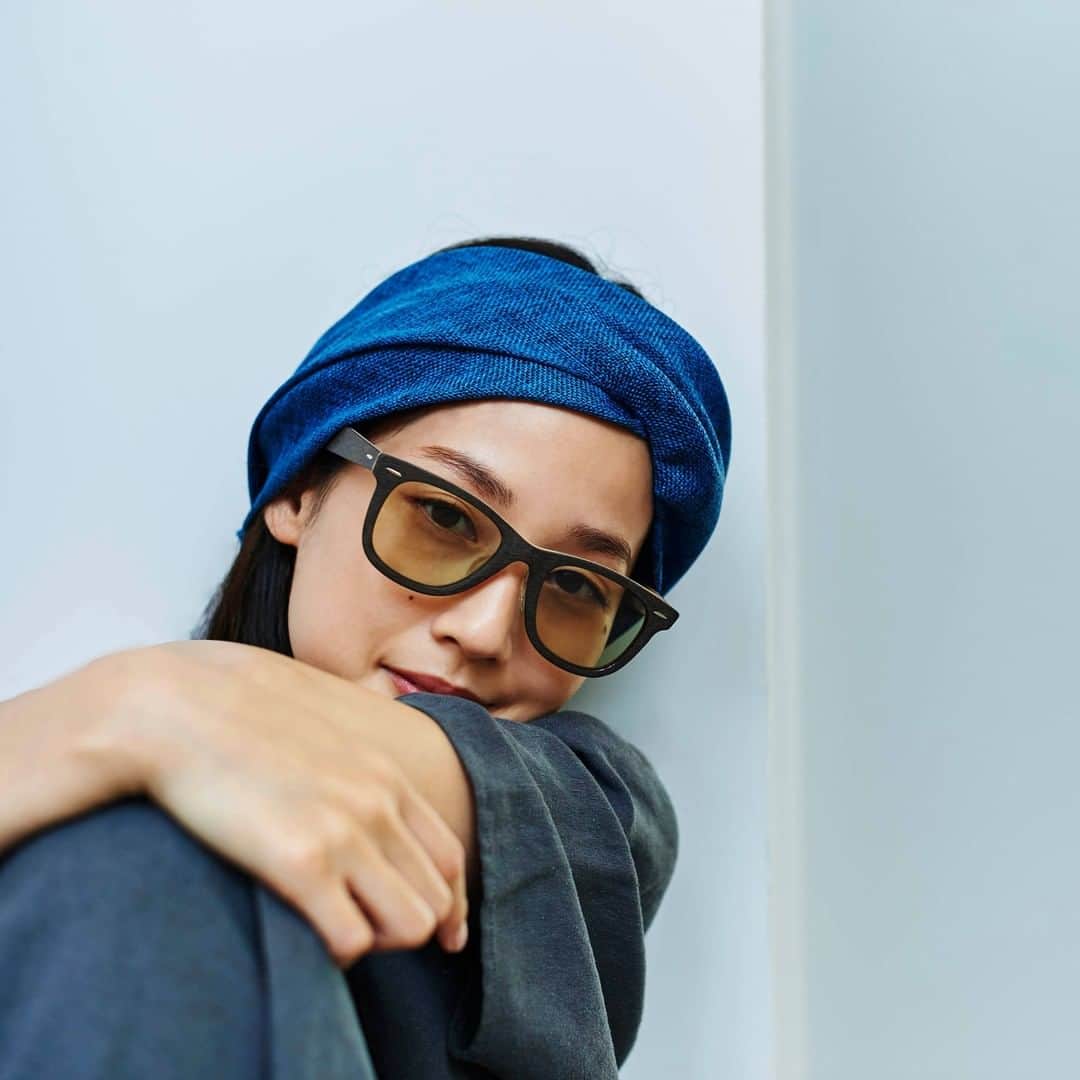 Zoff Officialのインスタグラム：「「Zoff×takashi kumagai」 2020年6月5日(金)発売予定 @takashikumagai_official 🕶🕶🕶🕶 美しい曲線を描くテンプル(つる)が横顔に独自の表情を与えるウェリントンシェイプ。両脇の楕円形メタルディテールが映える、クラシックなメンズライクサングラスです。 🕶🕶🕶🕶 着用品番　ZH201G06_43A1(ブラウン) 🕶🕶🕶🕶 【種類】全8型 16種類 【発売日】2020年6月5日(金)発売予定 【価格】7,500円（税別）専用ケース、メガネ拭き付き 【取扱店舗】Zoff31店舗（下記）、Zoffオンラインストア、Zoff 楽天市場店、Zoff ZOZOTOWN店 【取扱店舗リスト】 Zoff 札幌アピア店 Zoff イオンモール盛岡南店 Zoff モラージュ菖蒲店 Zoff イオンレイクタウンmori店 Zoff ららぽーとTOKYO-BAY店 Zoff アトレ目黒店 Zoff 銀座コア店 Zoff MART "ALWAYS IN SEASON" ルミネ池袋店 Zoff 下北沢店 Zoff 原宿店 Zoff MART "ALWAYS IN SEASON" ルミネ立川店 Zoff ルミネ北千住店 Zoff アトレ吉祥寺店 Zoff 新宿マルイ本館店 Zoff MART "ALWAYS IN SEASON" ルミネエスト新宿店 Zoff グランド東京渋谷店 Zoff MART 自由が丘店 Zoff たまプラーザテラス店 Zoff ラゾーナ川崎プラザ店 Zoff マークイズ静岡店 Zoff イオンモール木曽川店 Zoff タカシマヤ ゲートタワーモール 名古屋駅店 Zoff グランフロント大阪店 Zoff あべのキューズモール店 Zoff なんばCITY店 Zoff あまがさきキューズモール店 Zoff Park キャナルシティ博多店 Zoff イオンモール八幡東店 Zoff 福岡パルコ店 Zoff トキハわさだタウン店 Zoff アミュプラザ鹿児島店  #Zoff #takashikumagai #熊谷隆志 #sunglasses #sunglassesfashion #sunglasses😎 #eyewear #summer #yellowsunglasses #grennsunglasses #clearsunglasses #イエローサングラス #グリーンサングラス #クリアサングラス #サングラス #メガネ #zofftakashikumagai」