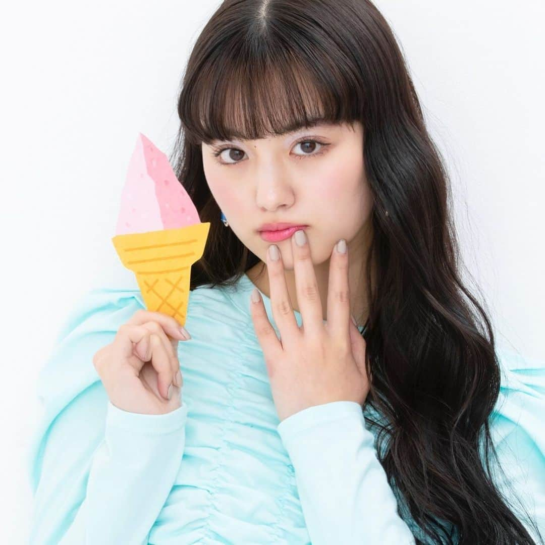 Popteenさんのインスタグラム写真 - (PopteenInstagram)「明日発売のPopteen7月号オフショット🍦🍧💖カジュアル、ガーリー、韓国、GAL、オールジャンルの夏トレンドが載ってるから、おしゃれの参考にしてね😳🌈 #popteen#6月1日発売#7月号#のあにゃん#鶴嶋乃愛 #夏トレンド#おしゃれ#カジュアル#ガーリー#韓国#ギャル#2020#popモデル#コーディネート#スイーツ#ひんやりスイーツ#夏メイク#キラキラメイク#ラメ#ラメメイク#韓国メイク」5月31日 10時31分 - popteen_official