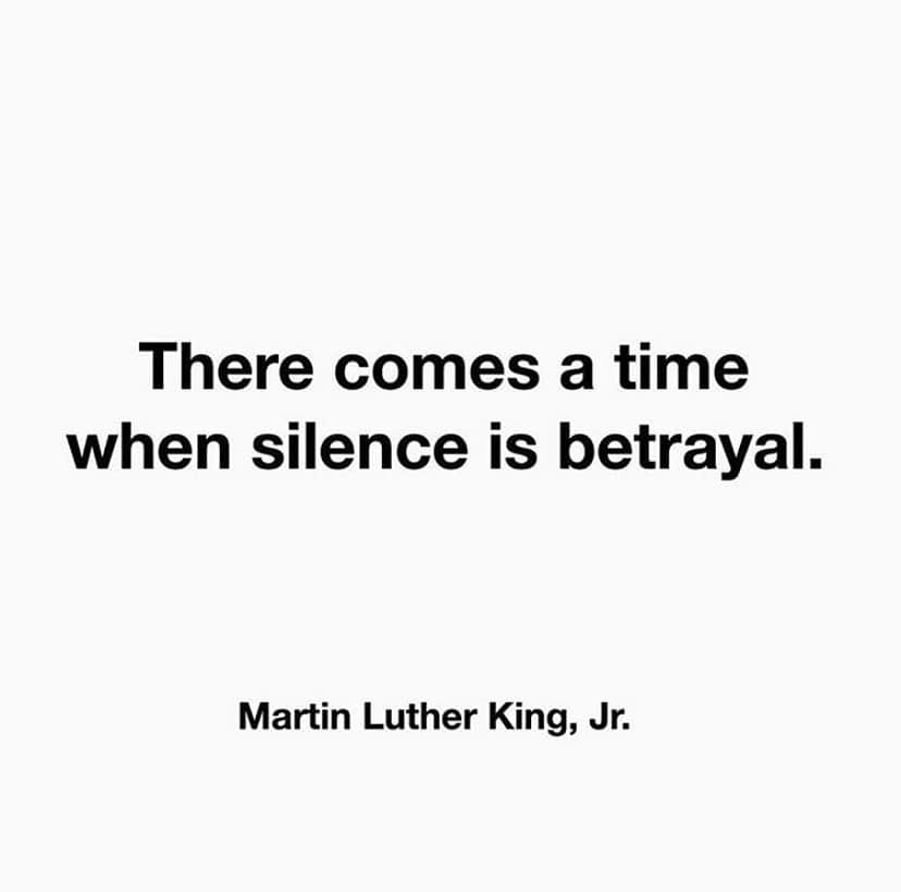 ブリー・キッシュのインスタグラム：「#blacklivesmatter 🖤 speak up, donate if you can, and stay safe if you’re out there protesting! i love you.」