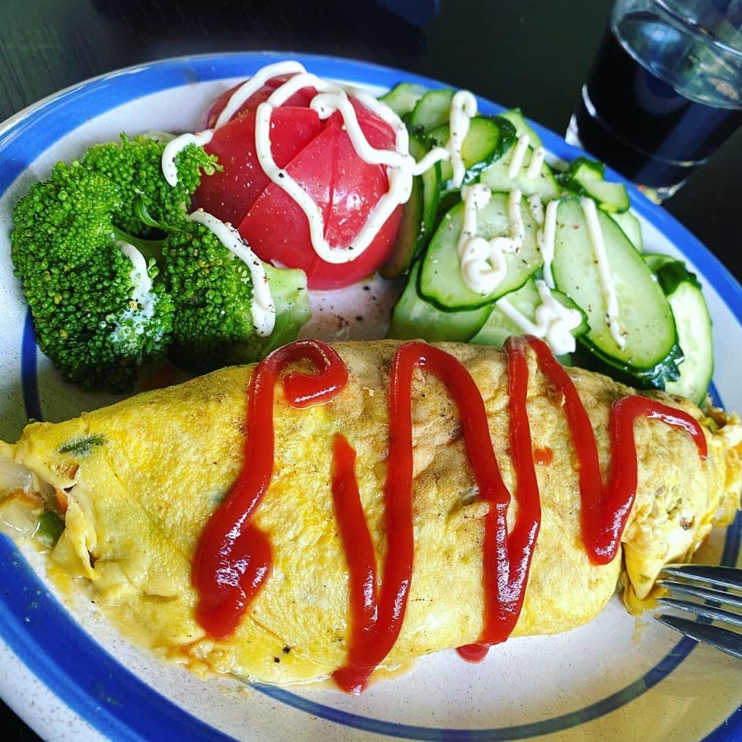 TOGGYさんのインスタグラム写真 - (TOGGYInstagram)「今日はゆっくり。  午後からスタジオワーク🎙  #toggy #djクッキング #ブランチ #野菜を食べよう」5月31日 11時41分 - dj_toggy